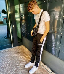Sneaker Boys Album Twink Style Tube 6255da15468c6.jpeg