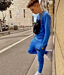 Sneaker Boys Album Twink Style Tube 6255dbe664f91.jpeg
