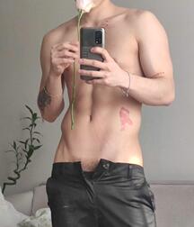 Rentboy- Hot twinks boys selfies gay porn 62125a4f539d2.jpg