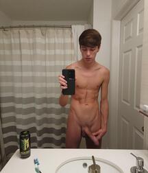 Rentboy- Hot twinks boys selfies gay porn 62125a55008c9.jpg