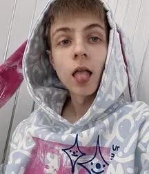 Rentboy- Hot twinks boys selfies gay porn