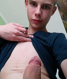 Esquyss: Boy selfies can really be of good quality 5c286bdc4ac0c.jpg