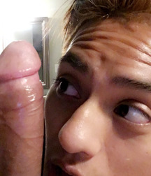 Esquyss: A good dick at boy's disposal 5c382c2fc740c.jpg
