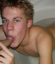 Esquyss: Look at me 5c45fcf8b29cb.jpg