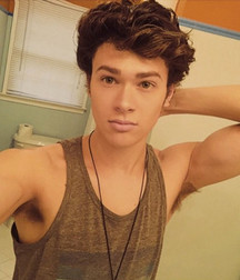 Esquyss: Best tank tops, yummy pits 5c4954ebf3643.jpg