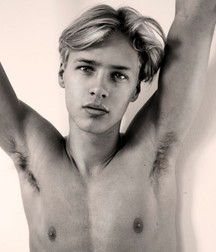 Esquyss: Monochrome Armpit shots 5c8896b8554cd.jpg
