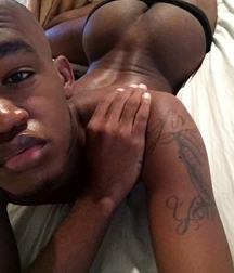 Esquyss: A selfie before sleeping 5c8aa7712d271.jpg