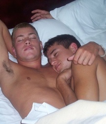 Esquyss: Good friends, a focus on their pits 5c9481ea87cda.jpg