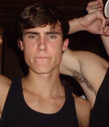 Esquyss: Good friends, a focus on their pits 5c94820313c50.jpg