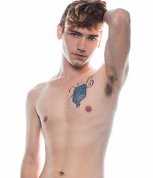 Esquyss: One arm up, sexy pits 5cb769d03dc3c.jpg