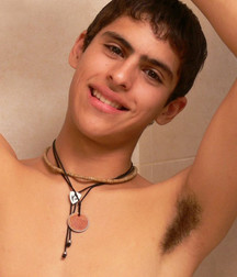 Esquyss: Hot pits 5cc205d84c1b5.jpg