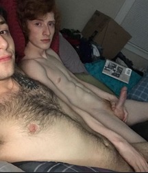 Esquyss: Intimate friends 5cc54b3d7b815.jpg