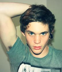Esquyss: Young sexy pits under the T-shirt 5cc556a0a17d6.jpg