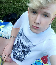 Esquyss: Selfies 5cce811400fa0.jpg
