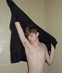 Esquyss: Double shots of models showing pits 5cd06598e5c49.jpg