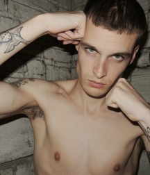 Esquyss: Double shots of models showing pits 5cd065a093292.jpg