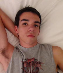 Esquyss: Perfect shirts to view yummy Armpits 5ce1936c1a47d.jpg