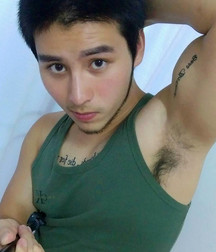 Esquyss: Perfect shirts to view yummy Armpits 5ce193999dd63.jpg