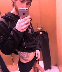Esquyss: Phone selfies 5cea33958f644.jpg