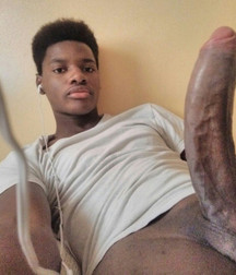 Esquyss: Ebony selfies 5cf0c30a661ce.jpg