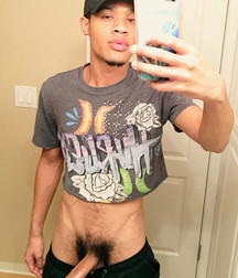 Esquyss: Ebony selfies
