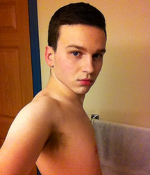 Esquyss: Armpits, one arm up is enough 5cf11606e48fd.jpg