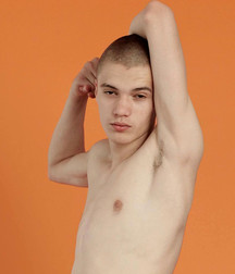 Esquyss: Armpits, one arm up is enough 5cf11621f3c15.jpg