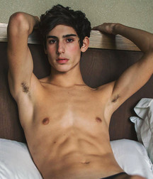 Esquyss: Boy pits 5cf550b39ddd2.jpg