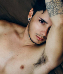 Esquyss: Boy pits 5cf550b53ad5e.jpg