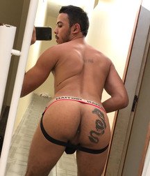 Esquyss: Great butts 5cf6a98bdc796.jpg