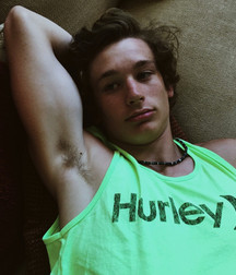 Esquyss: Armpits, under TTops 5cf766eba0499.jpg