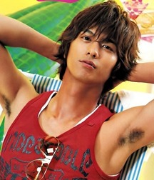 Esquyss: Armpits, under TTops 5cf7670c59ffd.jpg