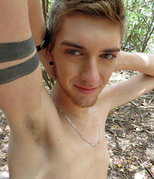 Esquyss sexy pits 5db28a9919e03.jpg