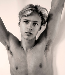 B&W Pits Gay Tube 601500ca94257.jpg