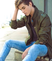 College twink tube sexy bromance  620a9a387b9e1.jpg