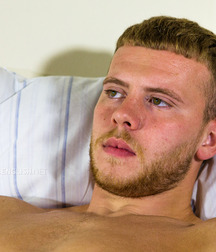 Solo Hot Guys Flex Twink Guy Gay Porn 627fec18a1d06.jpg