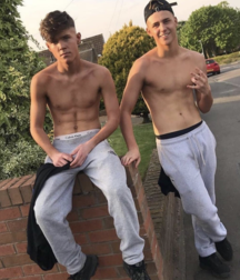 Scally Boys Twink Porn Guys Shirtless 624dd5a2ab052.png