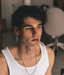 Smoking Collection Guys Straight Bad Twink Tube 624dd94392eb5.jpg