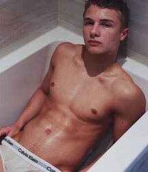 Guys In Briefs Guys Twink Tube Nude 6255d799c6fac.jpg
