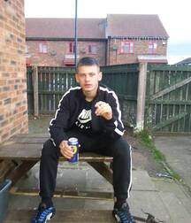 Scally & Smoking Habit Twink Tube Gig 6262b7595d77c.jpg