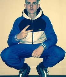 Scally & Smoking Habit Twink Tube Gig 6262b75f6bbd0.jpg