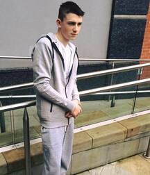 Scally & Smoking Habit Twink Tube Gig 6262b777c4ada.jpg