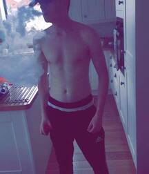 Scally & Smoking Habit Twink Tube Gig 6262b785bfca8.jpg