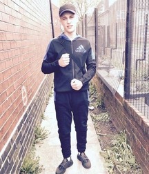Scally & Smoking Habit Twink Tube Gig 6262b7b630337.jpg