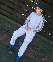 Scally & Smoking Habit Twink Tube Gig 6262b7d01fa0c.jpg