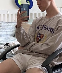 More Party Boys Twink Tube Selfies 6245cb5a76bf2.jpg