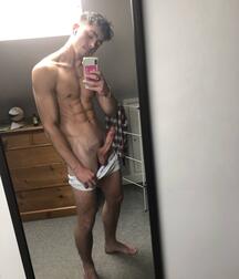 FIT LAD - Deletable-Purple Gay Porn 6238d36f32c81.jpg