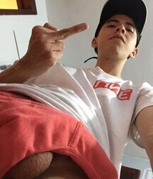 Wowza, TONS OF HOT YOUNG BOYS! 6240d53c2087d.jpg