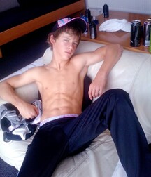 Boys porn posing and having fun 62422e7d90d59.jpg