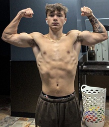Cute twinks flex gay porn strong 626663e349f37.jpeg